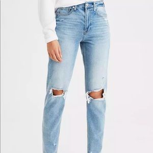 Size 2 American Eagle Ripped Mom Jeans